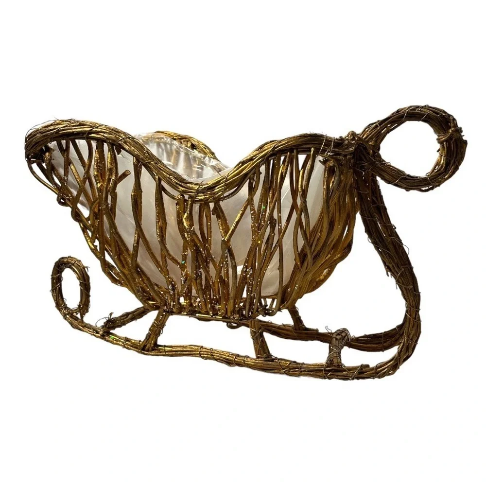 Wicker Sleigh Basket Natural Rattan Santa‎ Claus Christmas Floral Arrangement